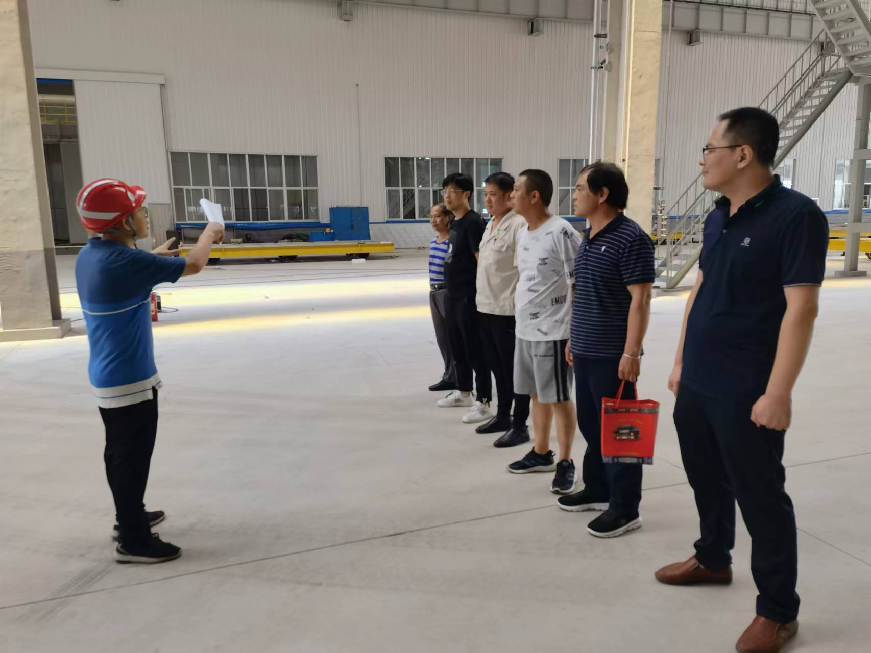 1660625574788815.jpg 總包方項目負責(zé)人授課中.jpg